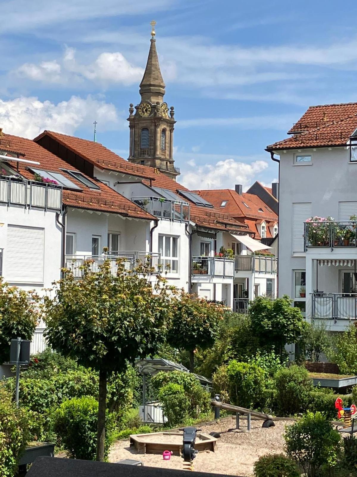 Komfortferienwohnung Zentrum Ludwigsburg Bagian luar foto