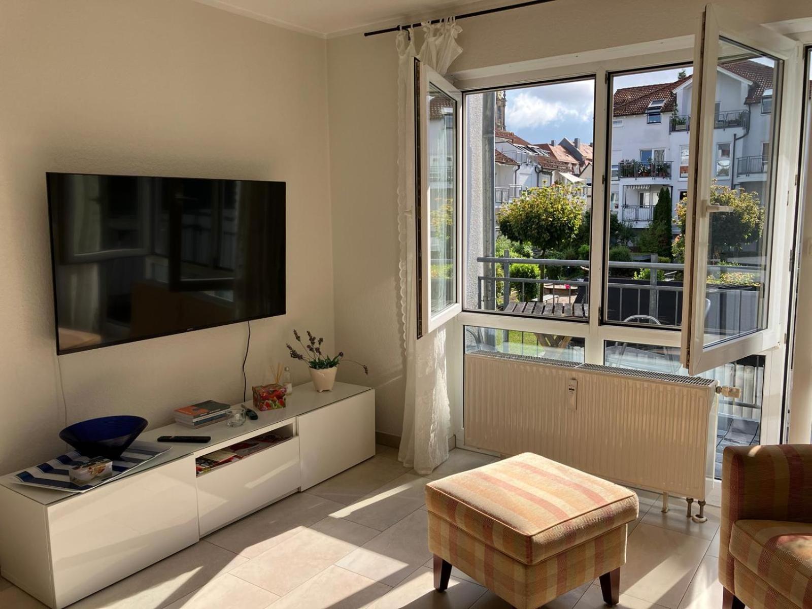 Komfortferienwohnung Zentrum Ludwigsburg Bagian luar foto